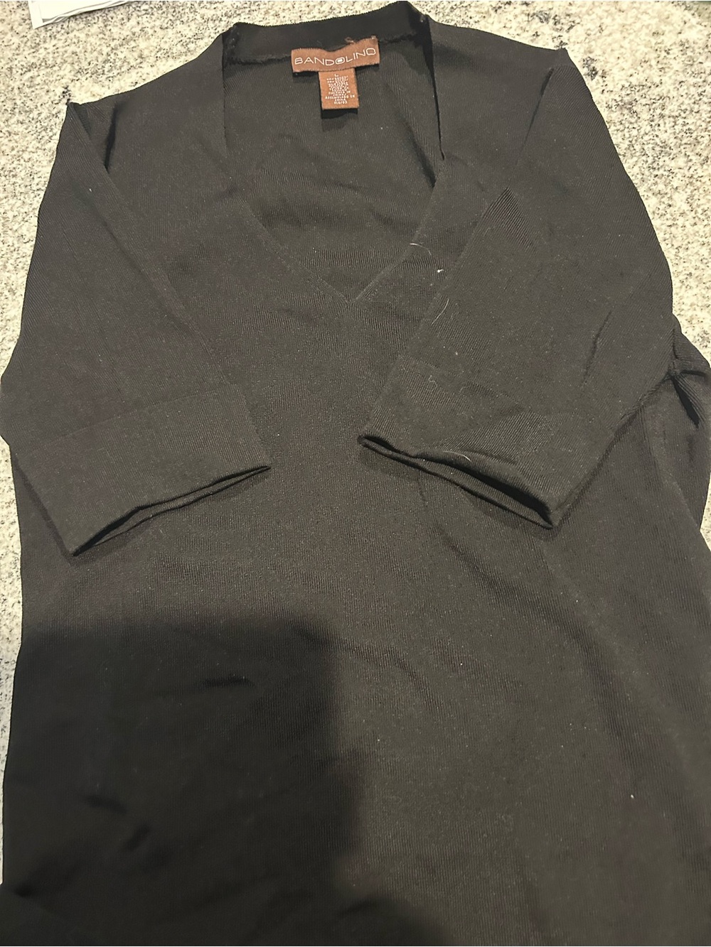 Bandolino Men's Black V-Neck Lightweight Sweater